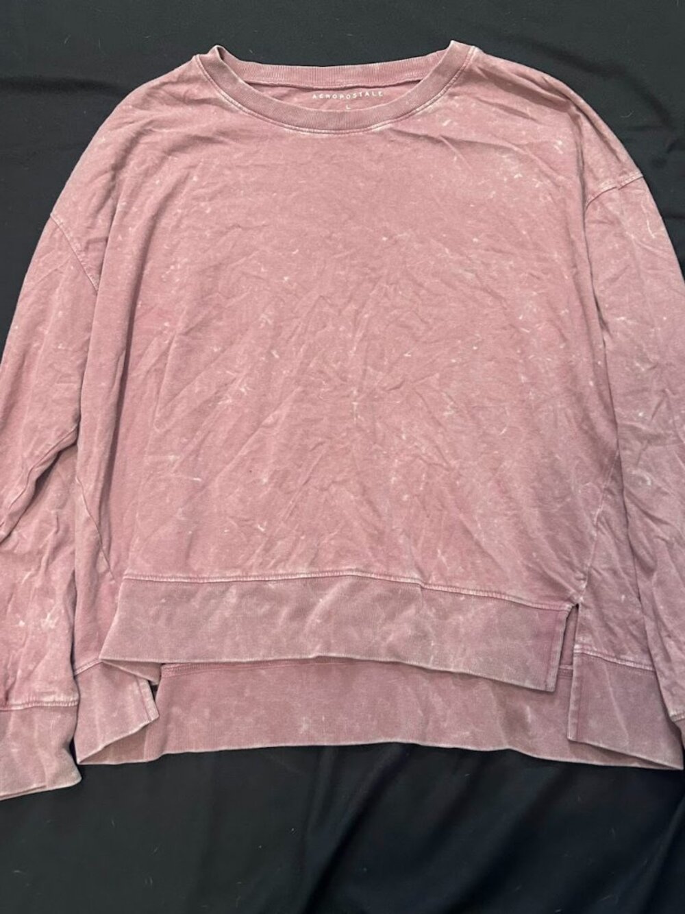 Aeropostale acid-washed crewneck sweatshirt with long sleeves Large